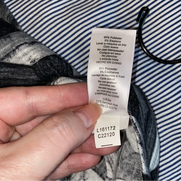 LuLaRoe Long-Sleeved Hudson Unisex Top -Size XL (18-20) -Black/white/grey design - Picture 6 of 9